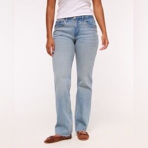 Abercrombie & Fitch Light Blue Curve Love Mid Rise 90s Straight Leg Jeans 24
